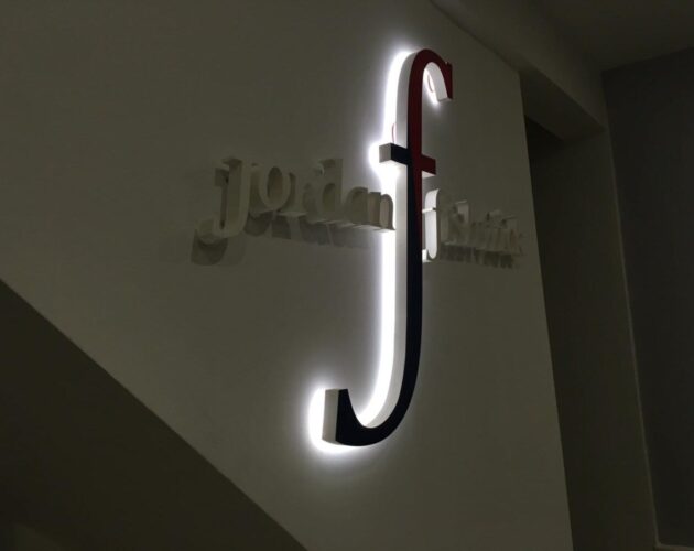 LED Signs & Illuminated Signs for Shops & Businesses Manchester | Elite ...