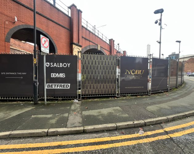 Nobu Viadux 2 site hoarding with mirror gold panels, printed and installed by Elite Sign Solutions, Manchester